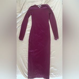 Preowned Aritzia Contour Midi Dress Berry Pink XXS